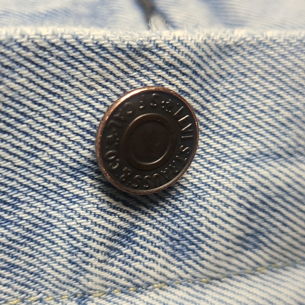 Levi Trucker Jacket - Picture 3 of 9